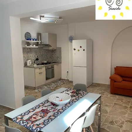 Hotel apartamentowy Casa Sicilia Bedda Seaside